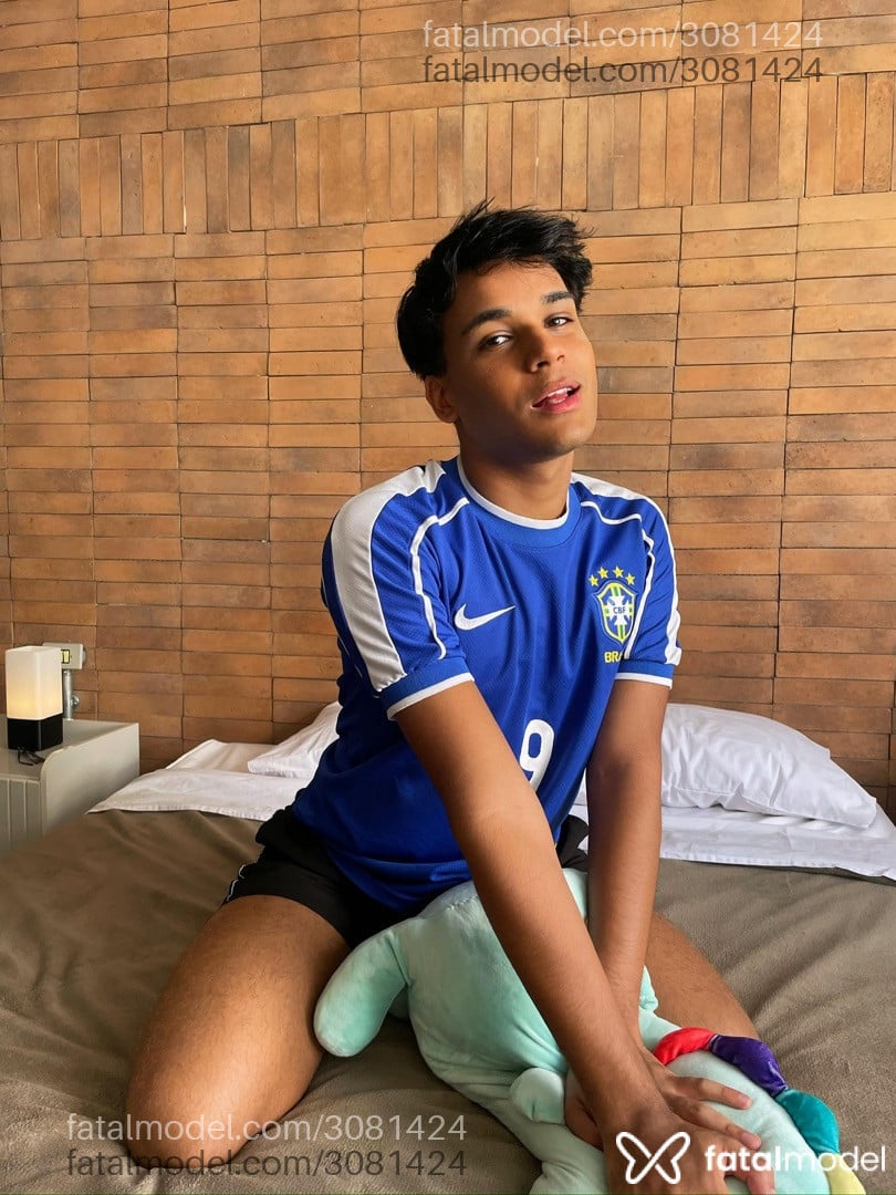 Acompanhante homem morena (o) de olhos castanhos em São Paulo Acompanhante homem morena (o) de olhos castanhos em São Paulo - Rafael