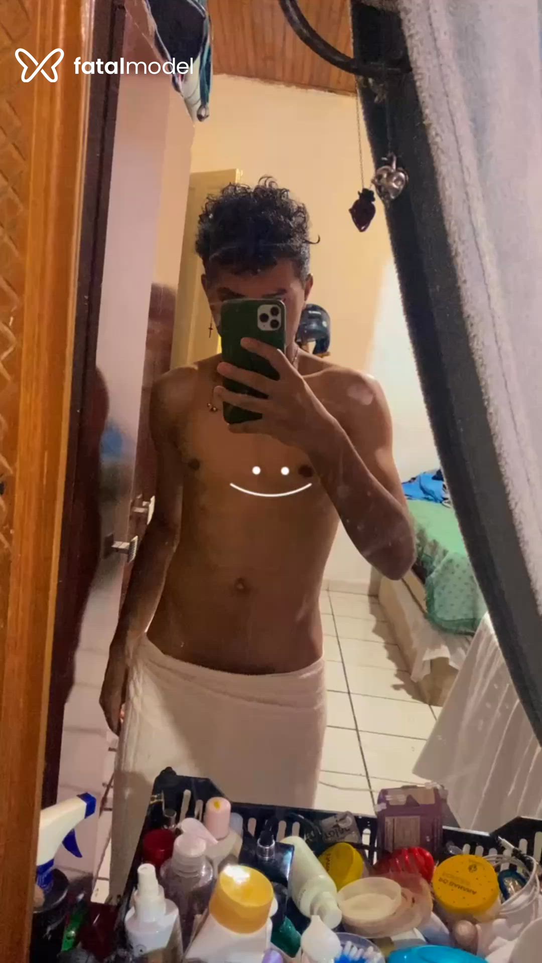 Acompanhante homem com cabelo castanho de olhos castanhos em Maringá Acompanhante homem com cabelo castanho de olhos castanhos em Maringá - Ruanz