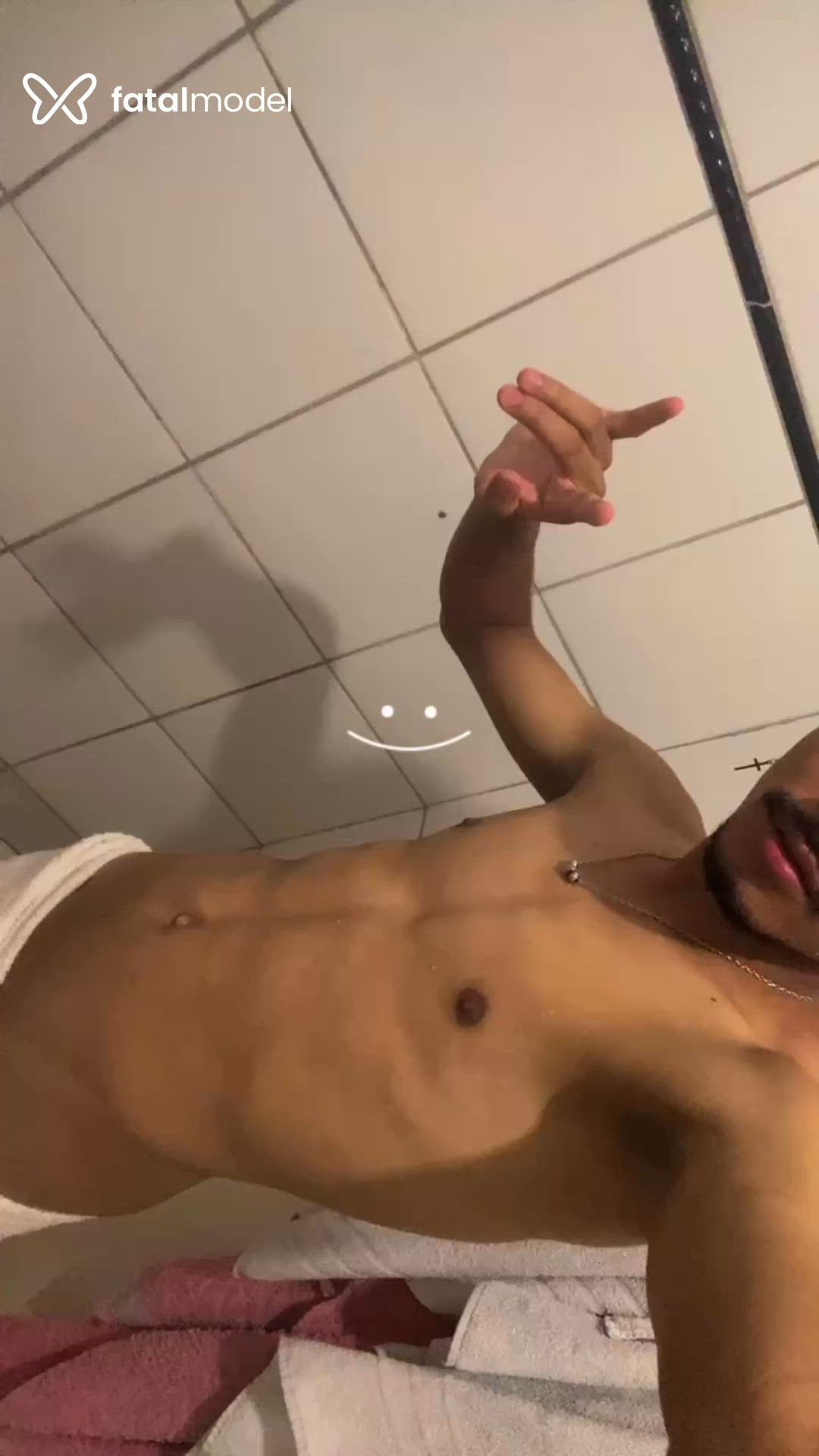 Acompanhante homem com cabelo castanho de olhos castanhos em Maringá Acompanhante homem com cabelo castanho de olhos castanhos em Maringá - Ruanz