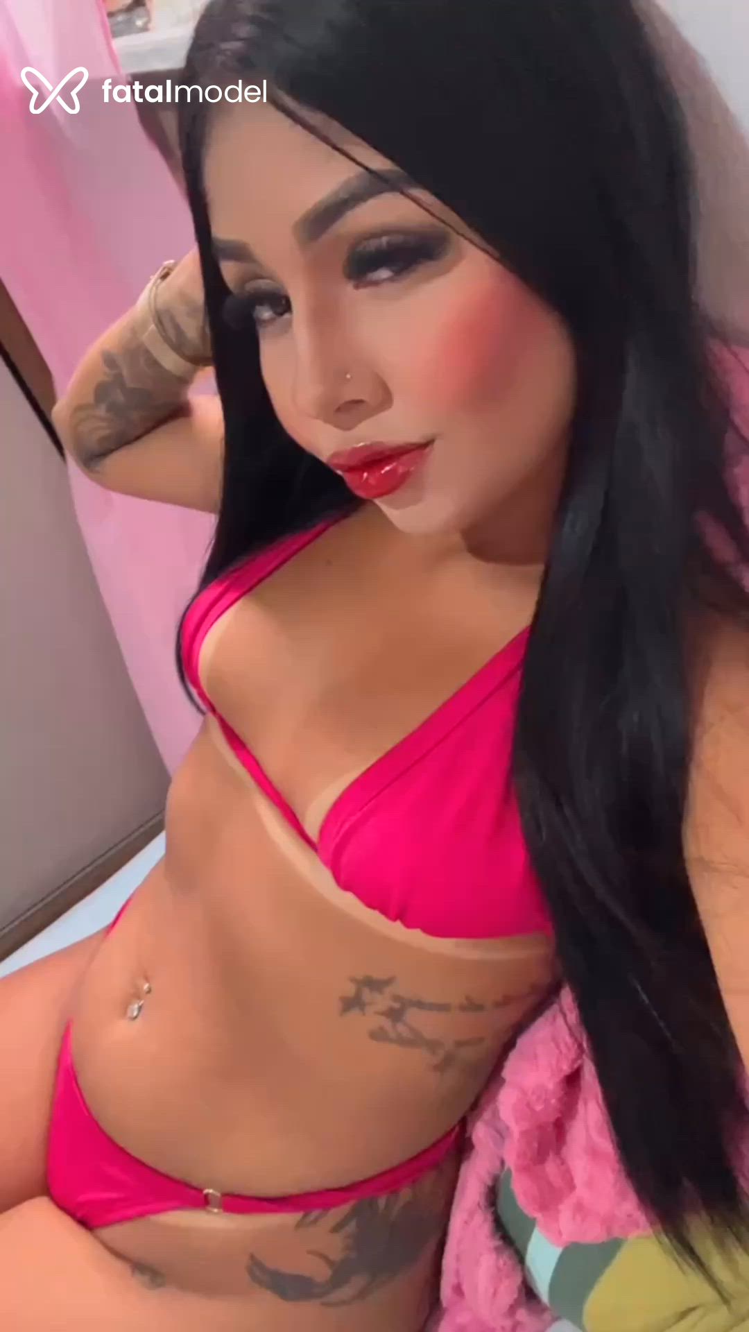 Acompanhante mulher com cabelo castanho de olhos pretos - Manu Acompanhante mulher com cabelo castanho de olhos pretos - Manu