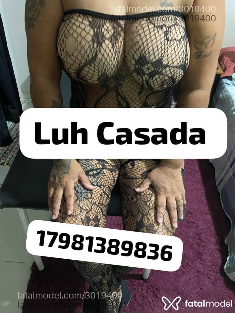 Acompanhante mulher ruiva (o) de olhos castanhos - Luh Kasada