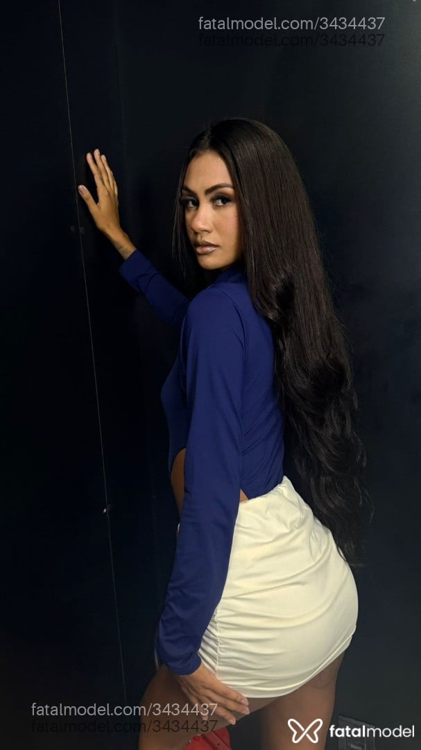 Acompanhante mulher com cabelo castanho de olhos castanhos em Recife - Grazielle Dias