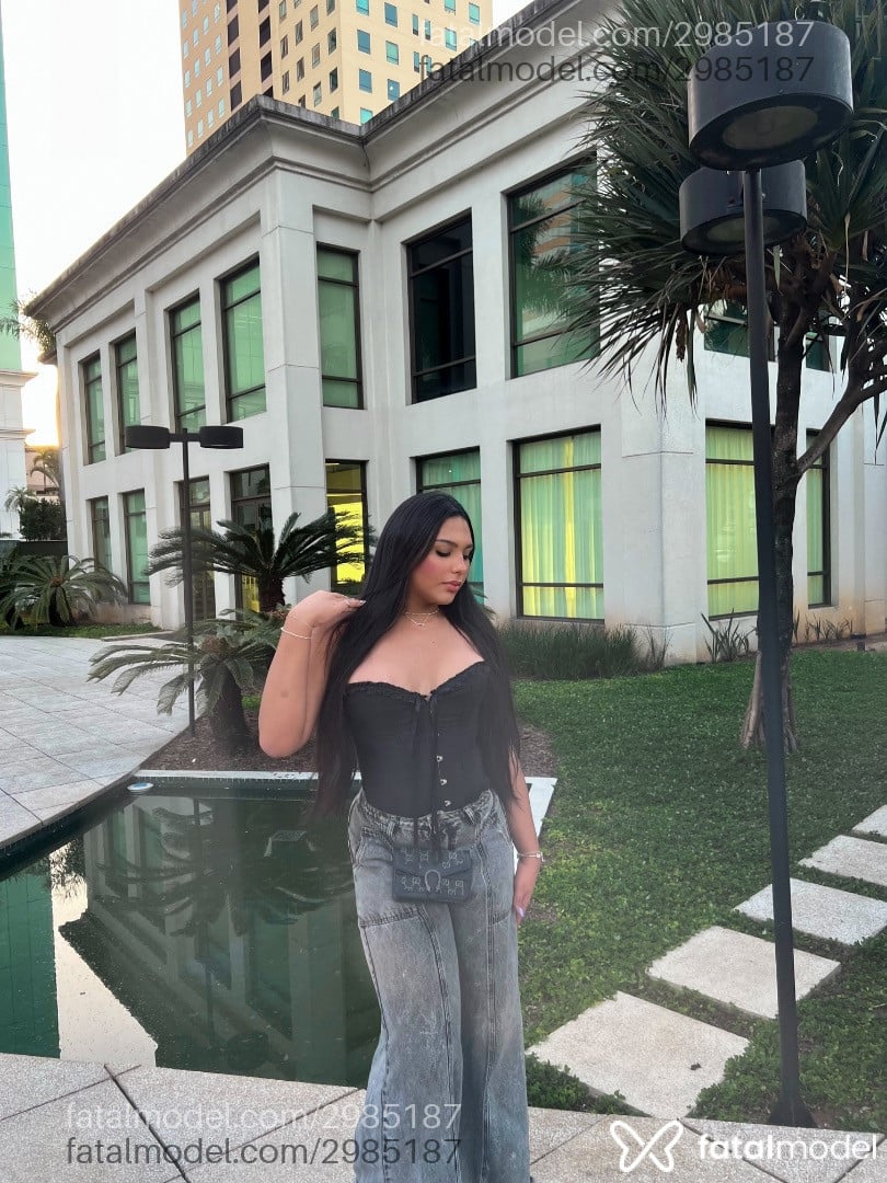 Acompanhante mulher trans morena (o) de olhos pretos em Barueri - Alice Sampaio