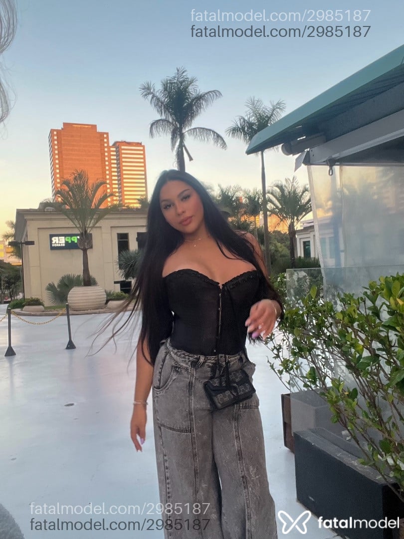 Acompanhante mulher trans morena (o) de olhos pretos em Barueri - Alice Sampaio