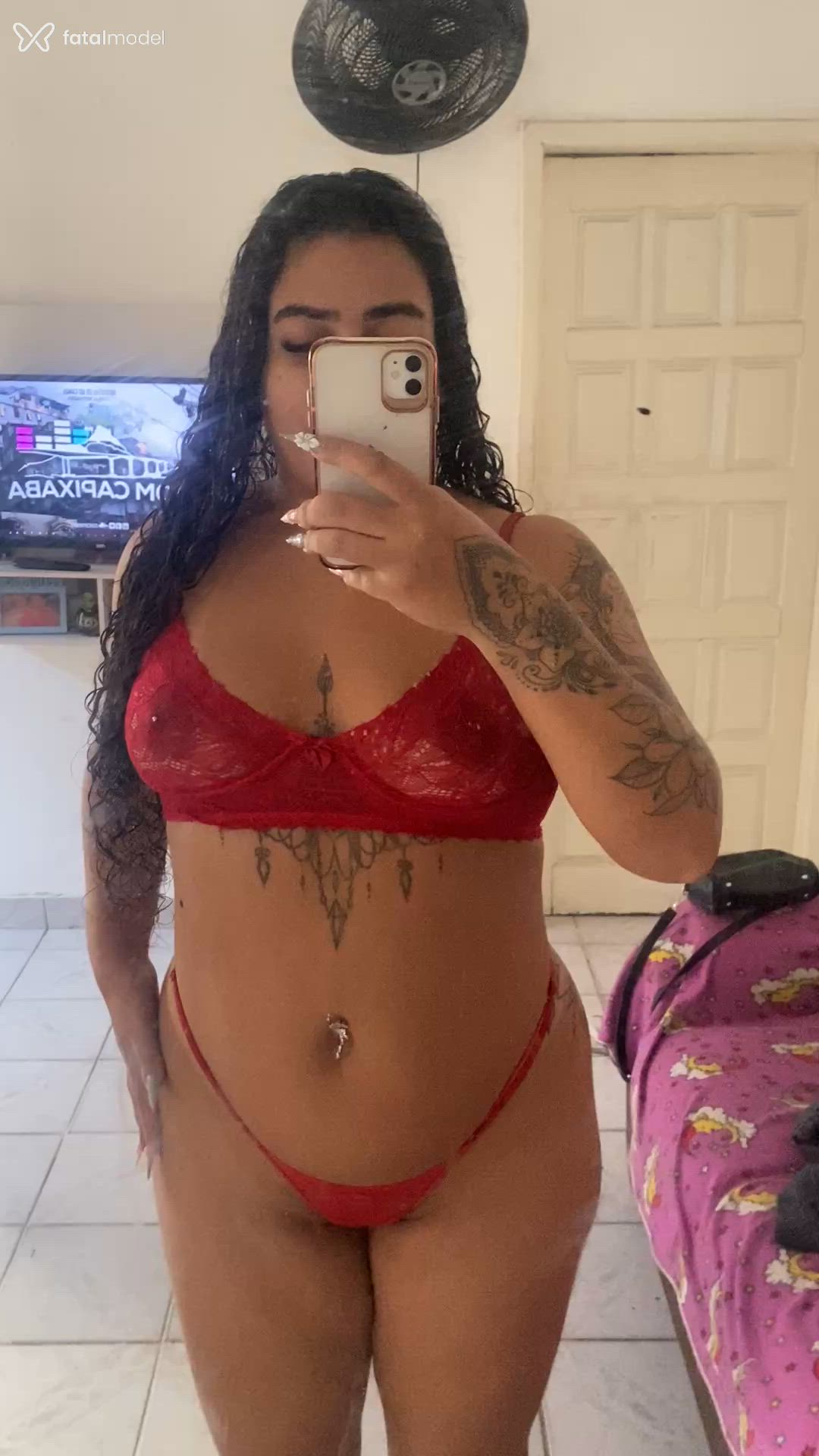 Acompanhante mulher morena (o) de olhos castanhos em São João de Meriti Acompanhante mulher morena (o) de olhos castanhos em São João de Meriti - Joyce Rita