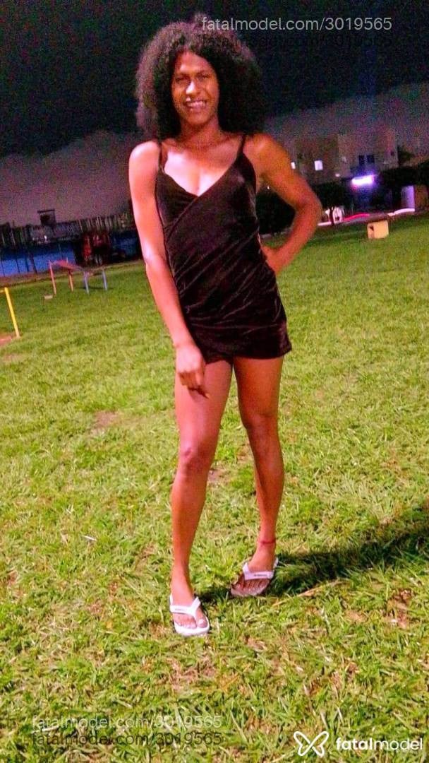 Acompanhante mulher trans morena (o) de olhos castanhos - Isis Barb Acompanhante mulher trans morena (o) de olhos castanhos - Isis Barb