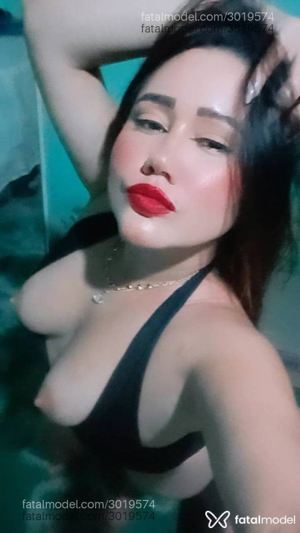 Acompanhante mulher loira (o) de olhos castanhos - Sabrina Brandão
