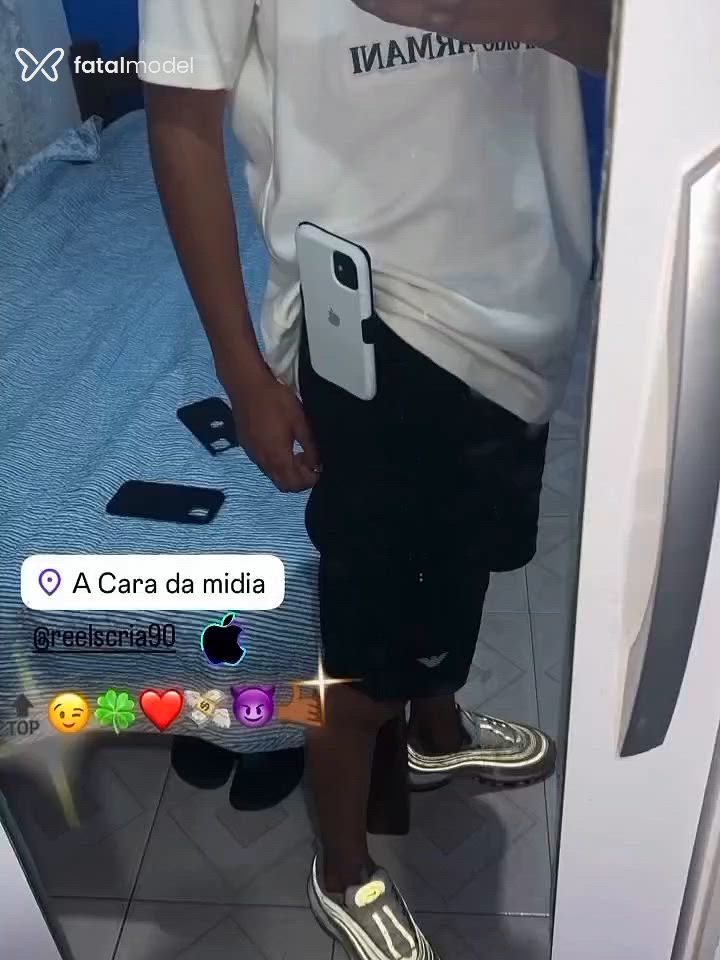 Acompanhante homem morena (o) de olhos pretos - Mateus