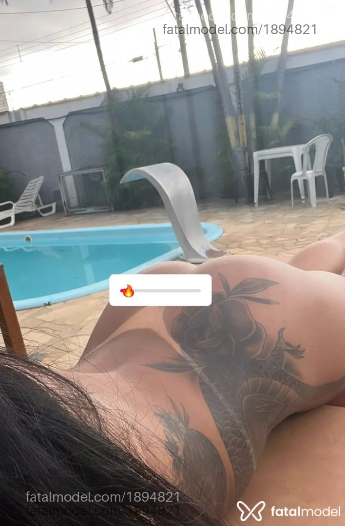 Acompanhante mulher trans morena (o) de olhos castanhos em Caçapava - Latiffy