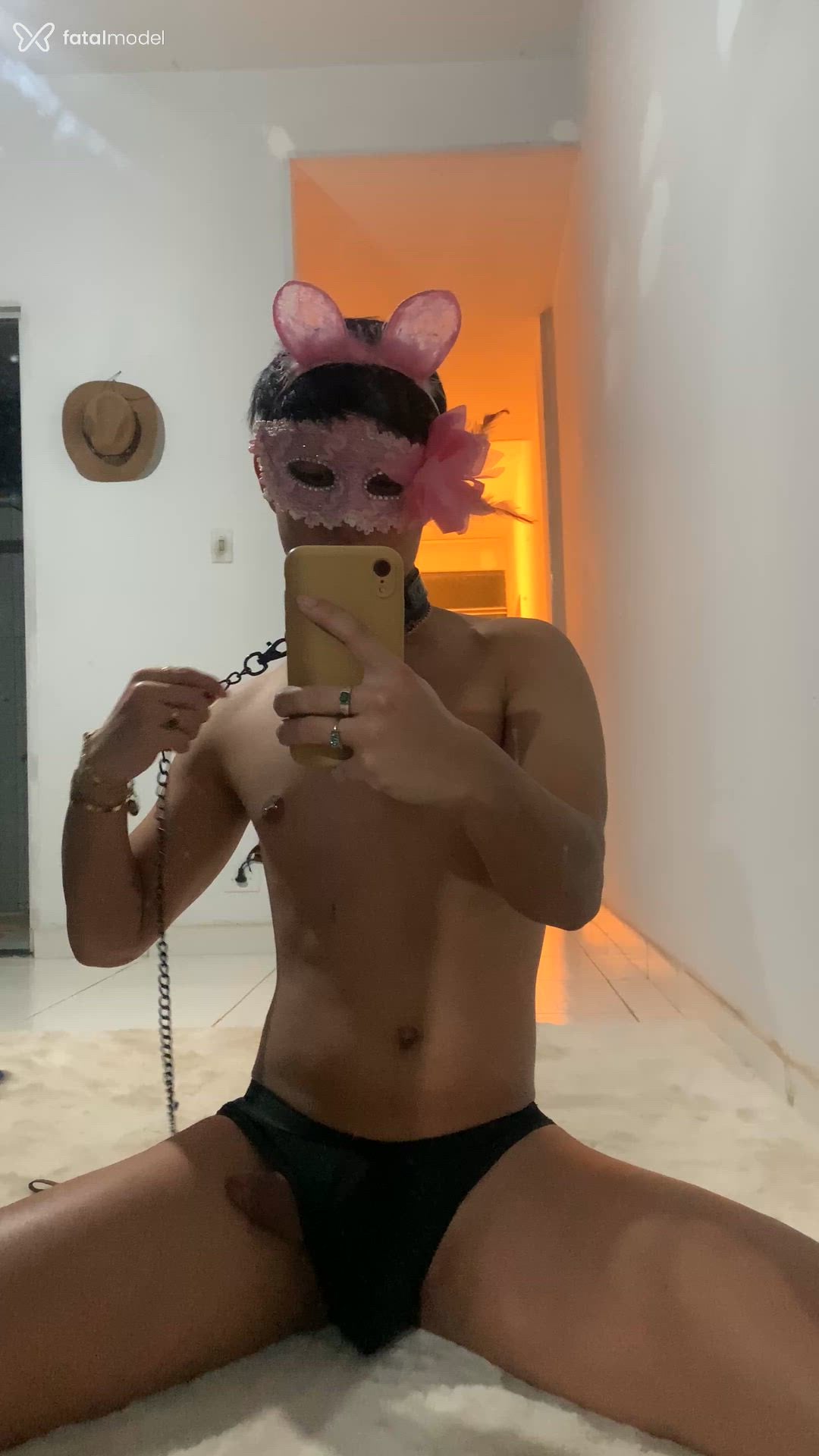 Acompanhante homem morena (o) de olhos pretos - Gustavo Fire Acompanhante homem morena (o) de olhos pretos - Gustavo Fire