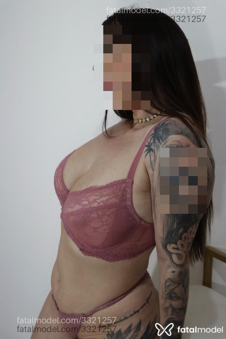 Acompanhante mulher ruiva (o) de olhos castanhos em São José - Júlia Santos