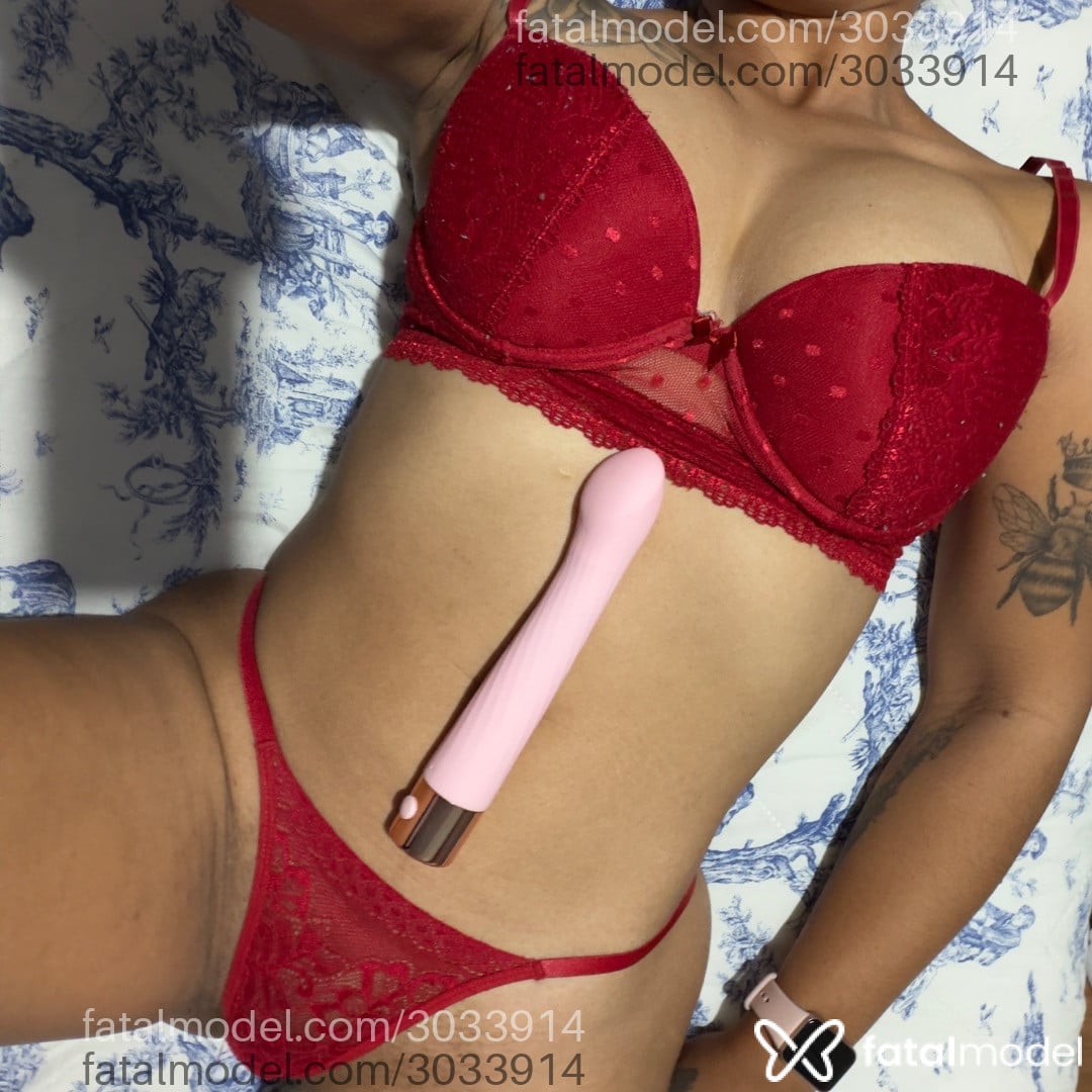 Acompanhante mulher morena (o) de olhos pretos em Videira - Bruna