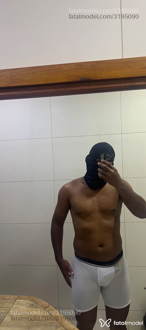 Acompanhante homem morena (o) de olhos pretos em Maceió - Arthur Lucas