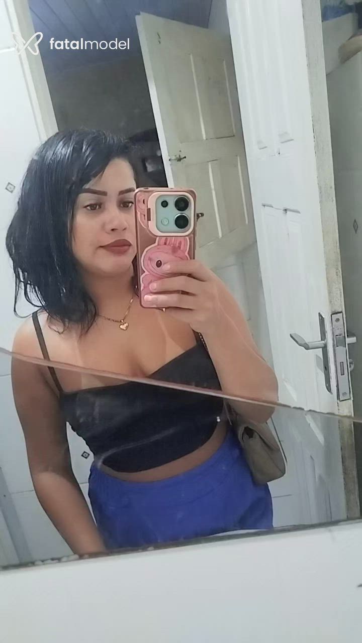 Acompanhante mulher morena (o) de olhos verdes em Capanema Acompanhante mulher morena (o) de olhos verdes em Capanema - Stefanie