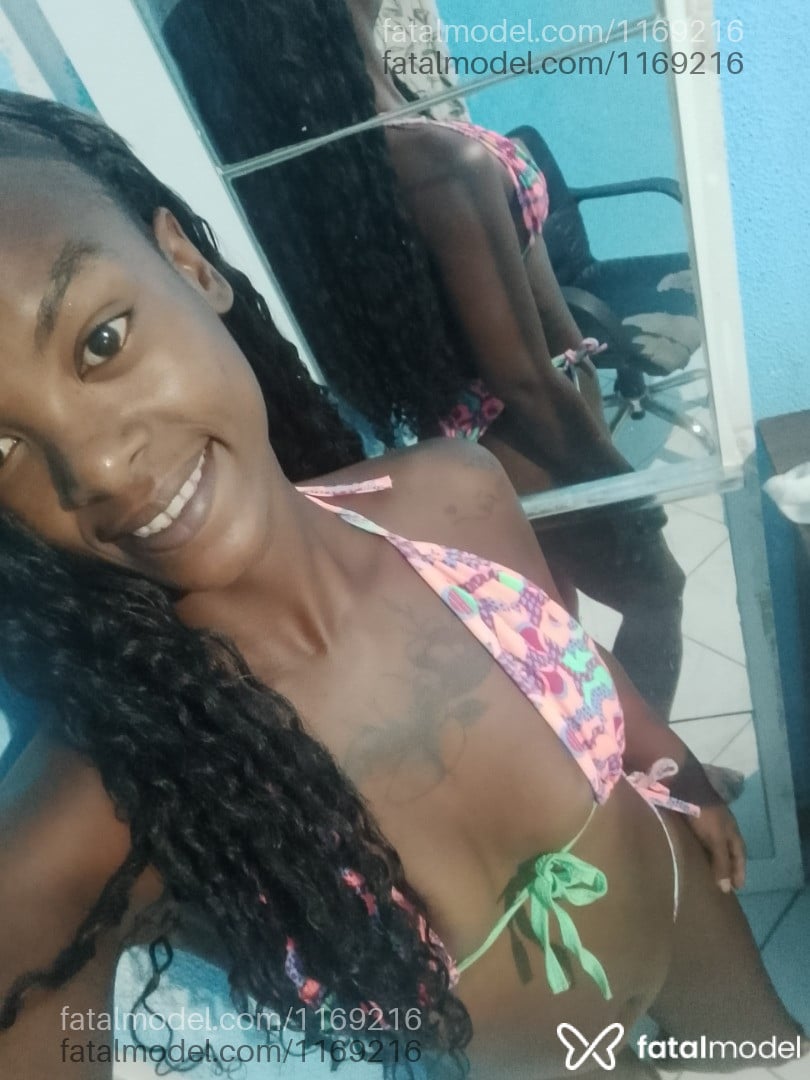 Acompanhante mulher morena (o) de olhos castanhos em Camaçari - Maria Paula