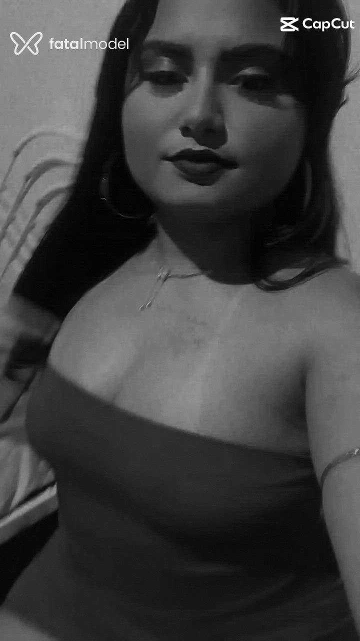 Acompanhante mulher morena (o) de olhos pretos - Aisha