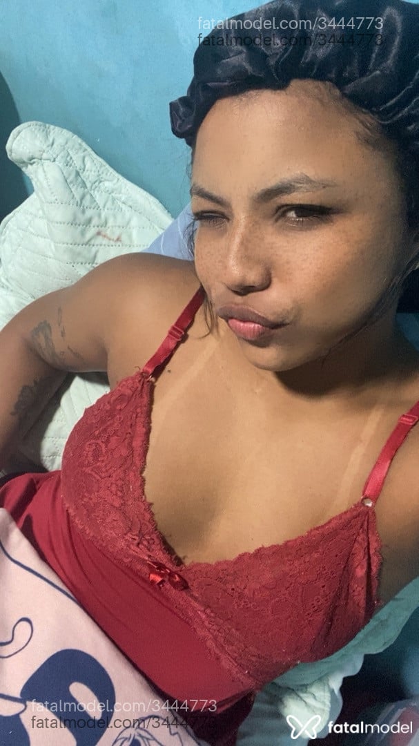 Acompanhante mulher loira (o) de olhos castanhos em São Luís - Sousa