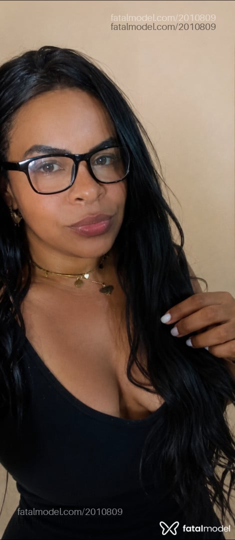 Acompanhante mulher morena (o) de olhos castanhos em Porto Alegre - Luamorenay