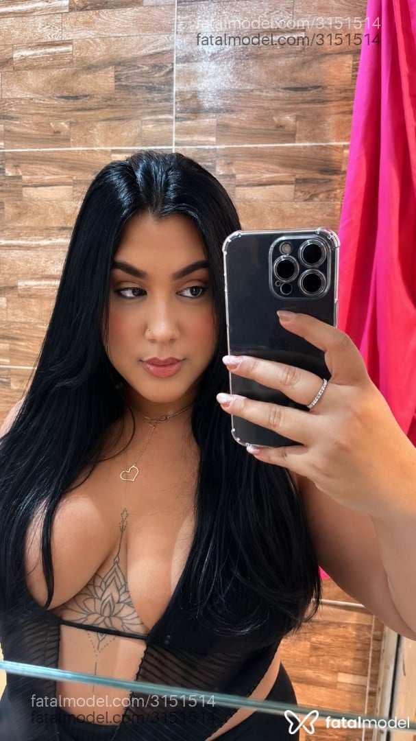 Acompanhante mulher morena (o) de olhos mel em Salvador - Natiele