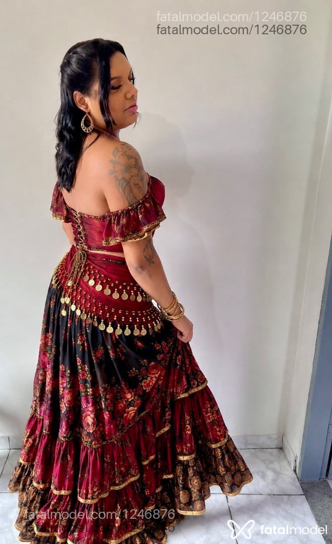 Acompanhante mulher trans morena (o) de olhos castanhos em Colatina Acompanhante mulher trans morena (o) de olhos castanhos em Colatina - Nicole Almeida