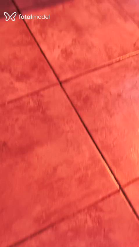 Acompanhante mulher com cabelo castanho de olhos castanhos - Bya Kosloviski