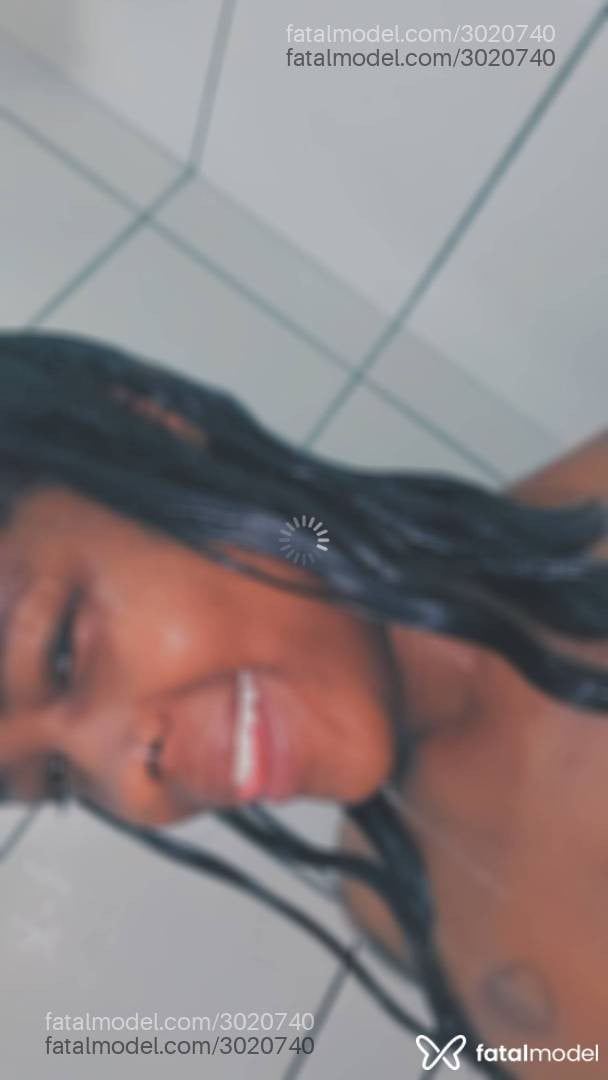 Acompanhante mulher morena (o) de olhos castanhos - Carol