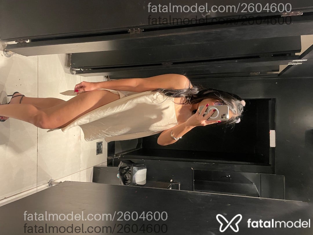 Acompanhante mulher morena (o) de olhos castanhos em Belo Horizonte - Isadora Lima