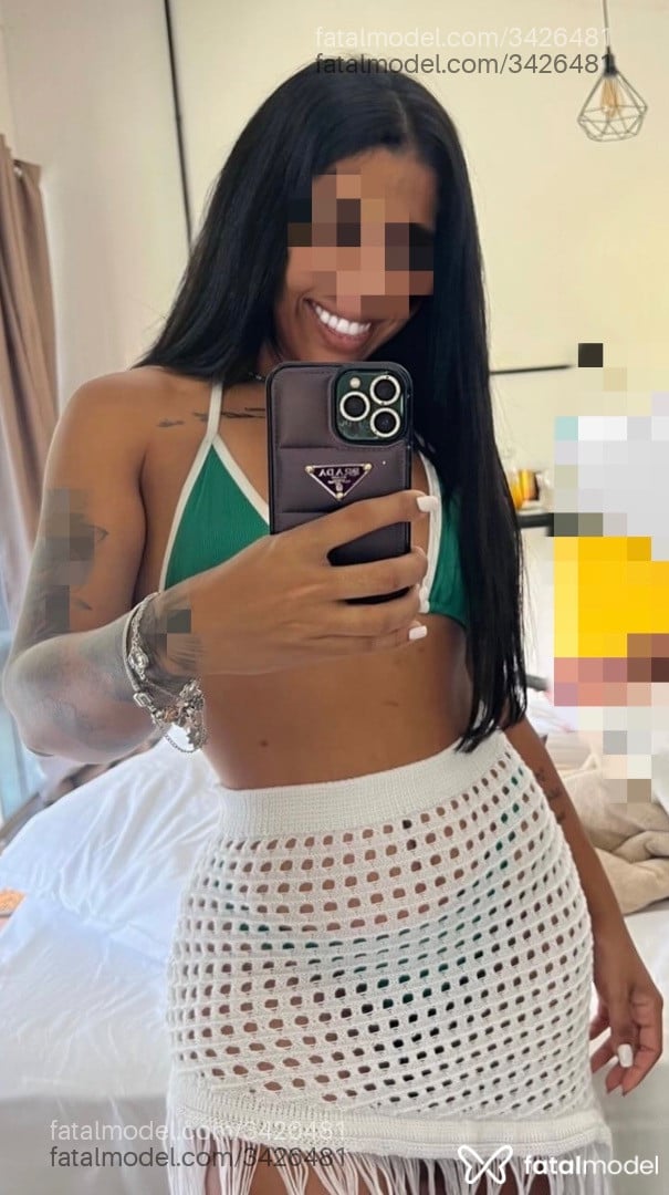 Acompanhante mulher morena (o) de olhos pretos em Divinópolis - Jade Souza