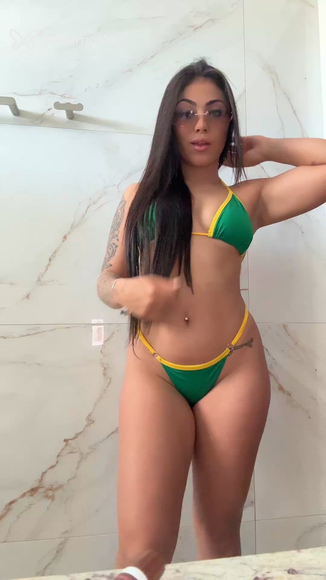 Acompanhante mulher morena (o) de olhos castanhos em Congonhas - Jade