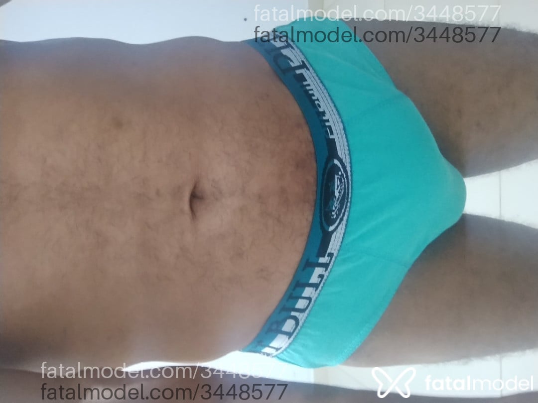 Acompanhante homem morena (o) de olhos castanhos em Capim Grosso Acompanhante homem morena (o) de olhos castanhos em Capim Grosso - Myster Silva