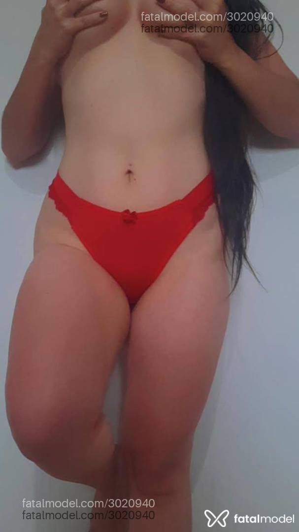 Acompanhante mulher morena (o) de olhos castanhos - Jheny