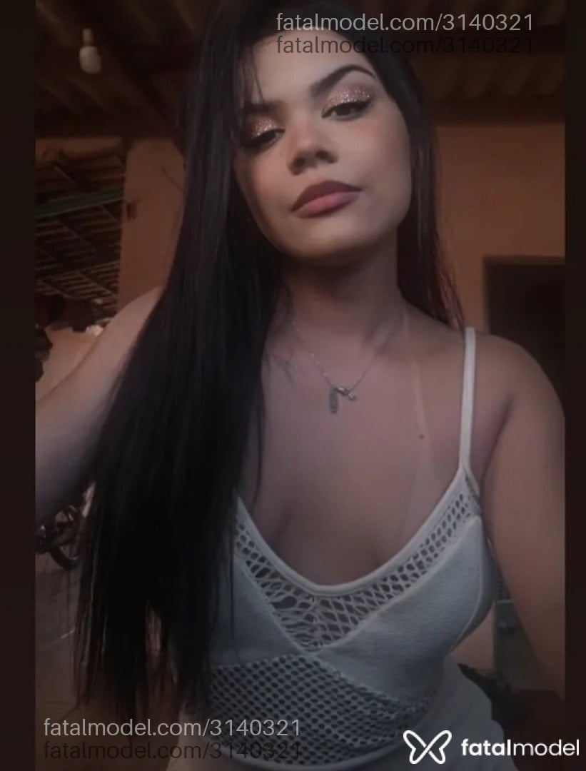 Acompanhante mulher morena (o) de olhos castanhos em Itumbiara - Anninha