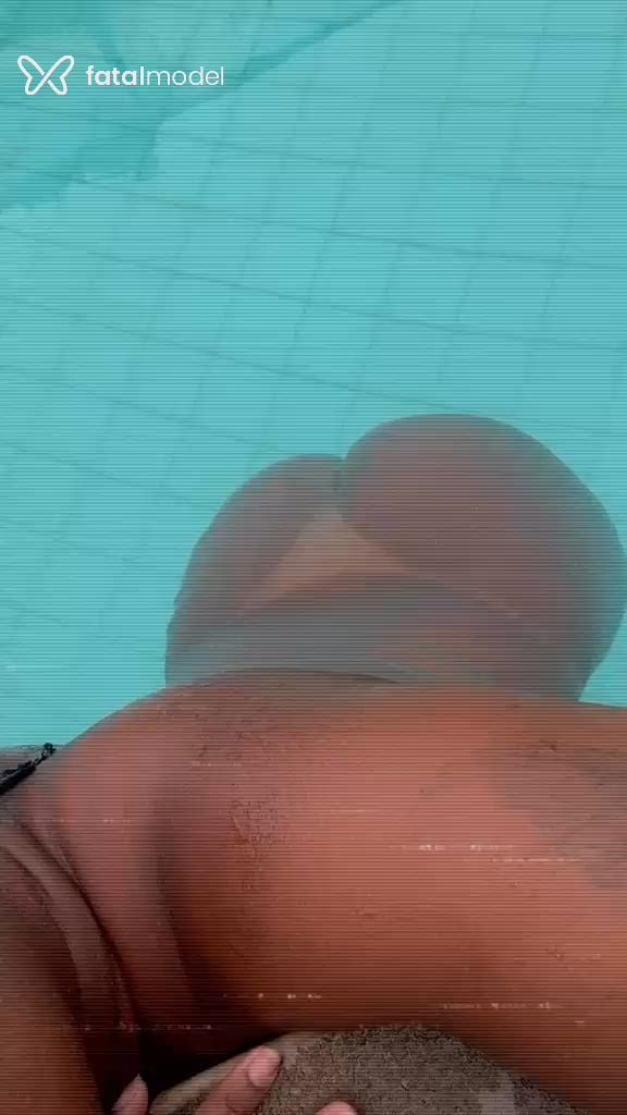Acompanhante mulher com cabelo castanho de olhos castanhos - Rafaela Acompanhante mulher com cabelo castanho de olhos castanhos - Rafaela