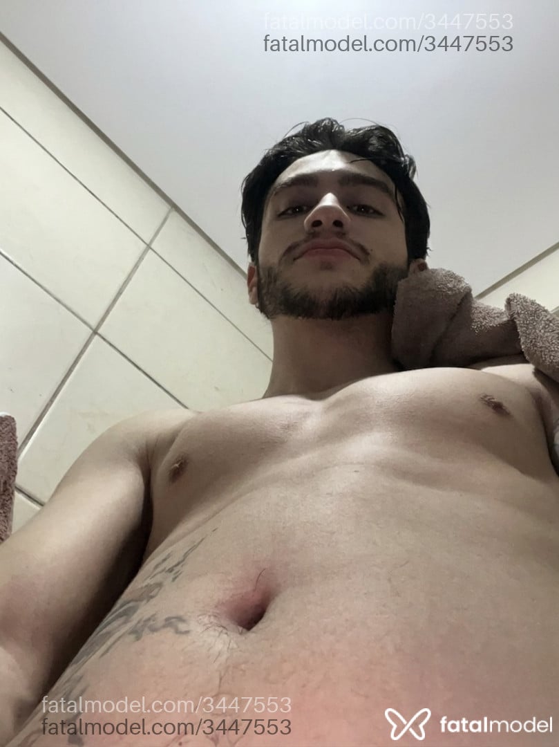 Acompanhante homem com cabelo castanho de olhos castanhos em Florianópolis - Matteo