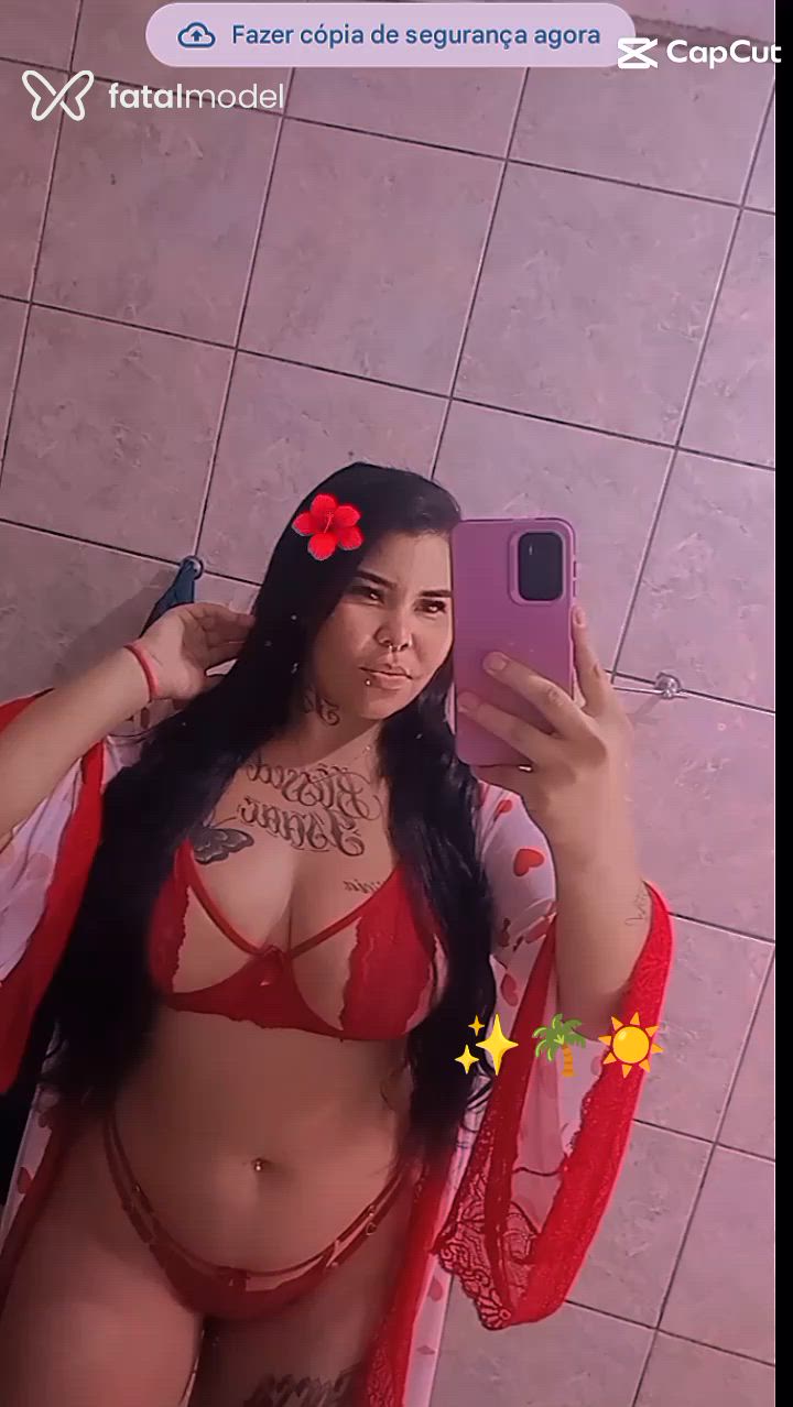 Acompanhante mulher morena (o) de olhos pretos - Beatriz