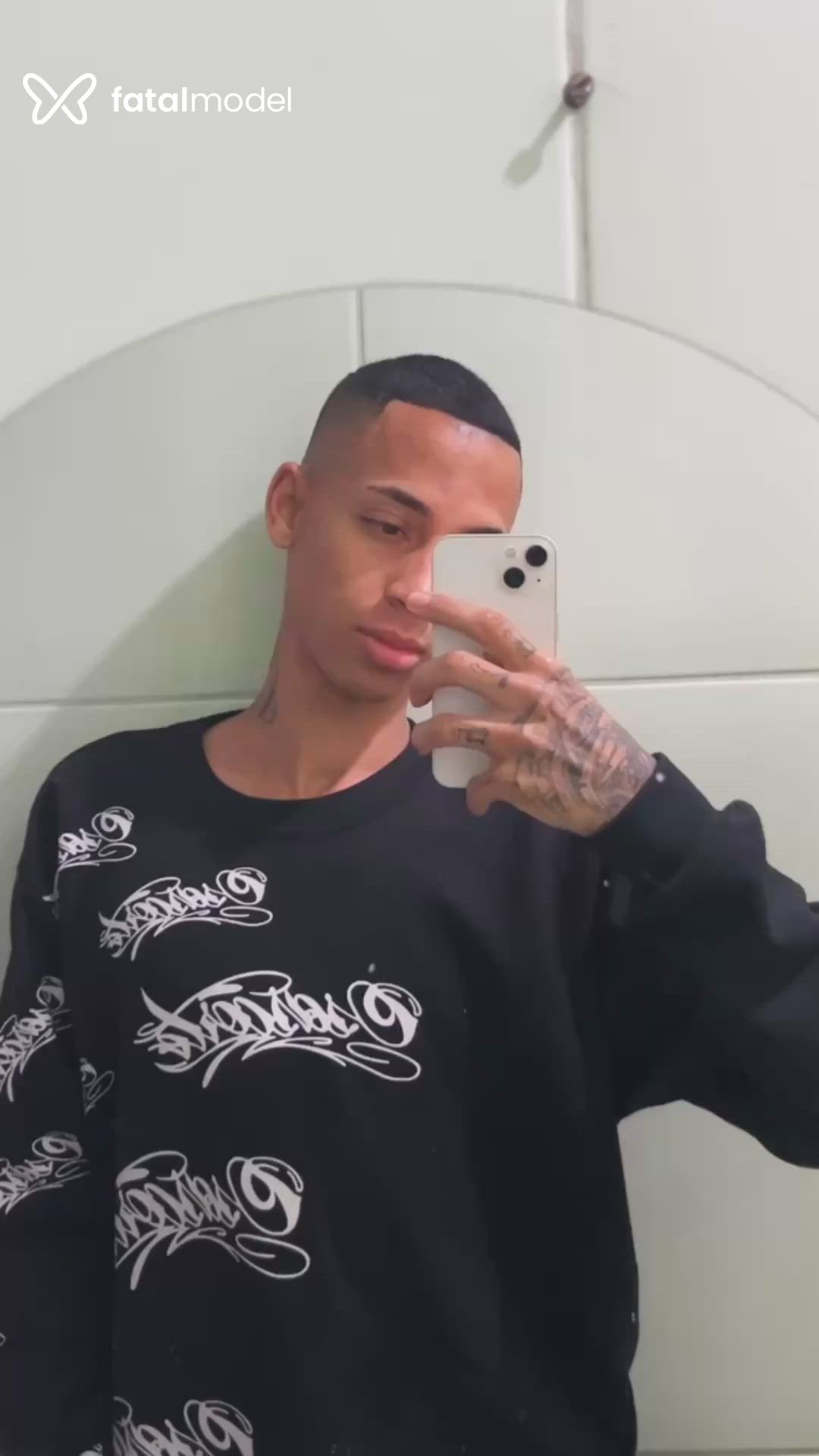 Acompanhante homem com cabelo castanho de olhos castanhos em São Paulo de Olivença Acompanhante homem com cabelo castanho de olhos castanhos em São Paulo de Olivença - ícaro Henrique