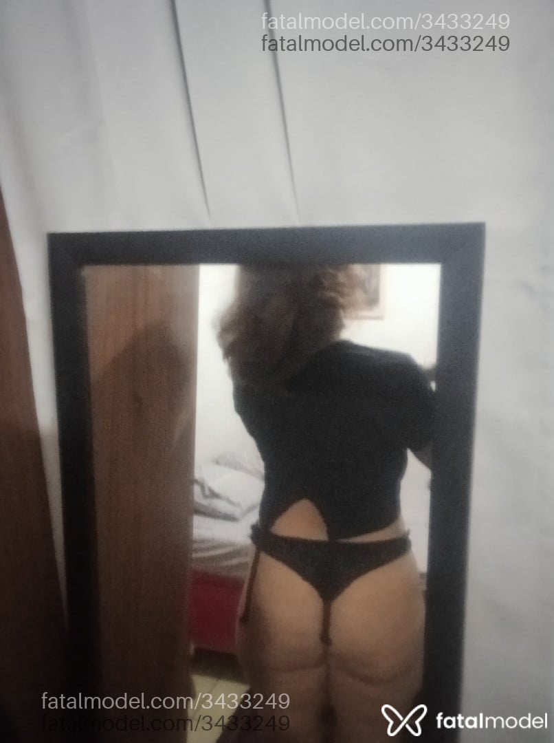 Acompanhante mulher com cabelo castanho de olhos castanhos em Inocência - Amanda