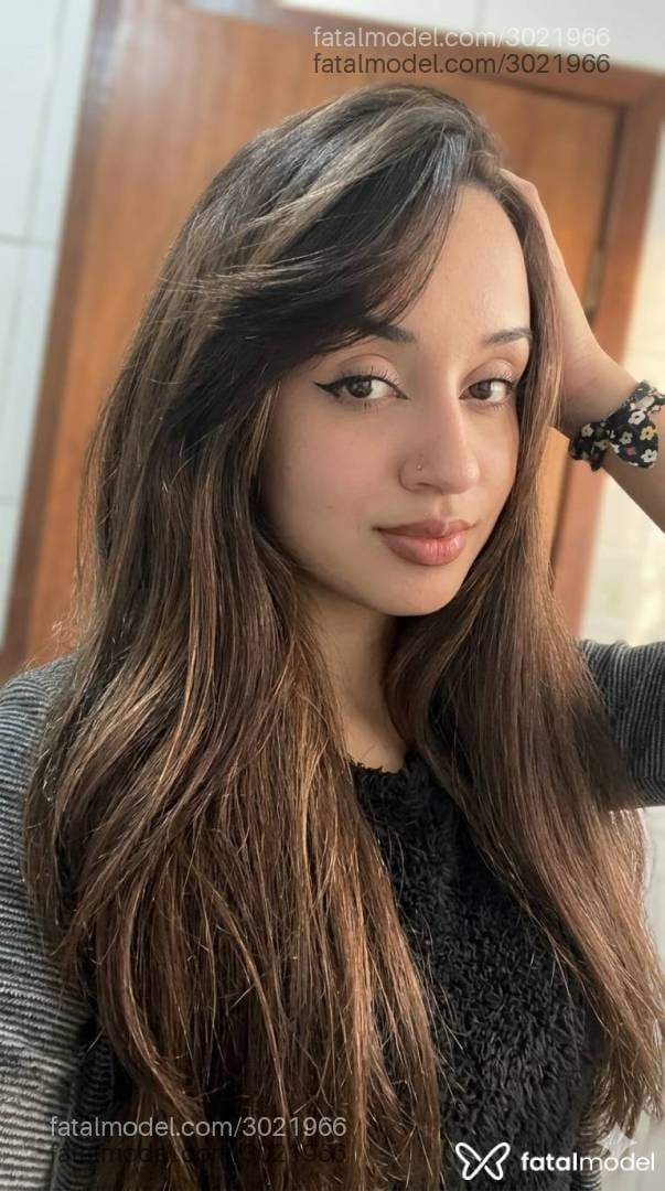 Acompanhante mulher morena (o) de olhos castanhos em São Paulo - Nicolly