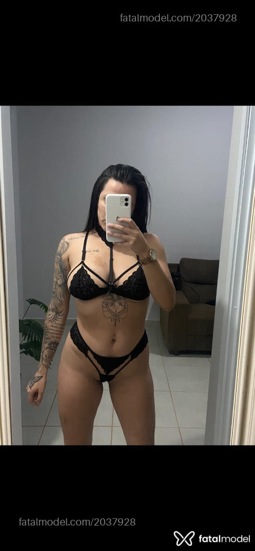 Acompanhante mulher morena (o) de olhos pretos em Assis Acompanhante mulher morena (o) de olhos pretos em Assis - Amaanda