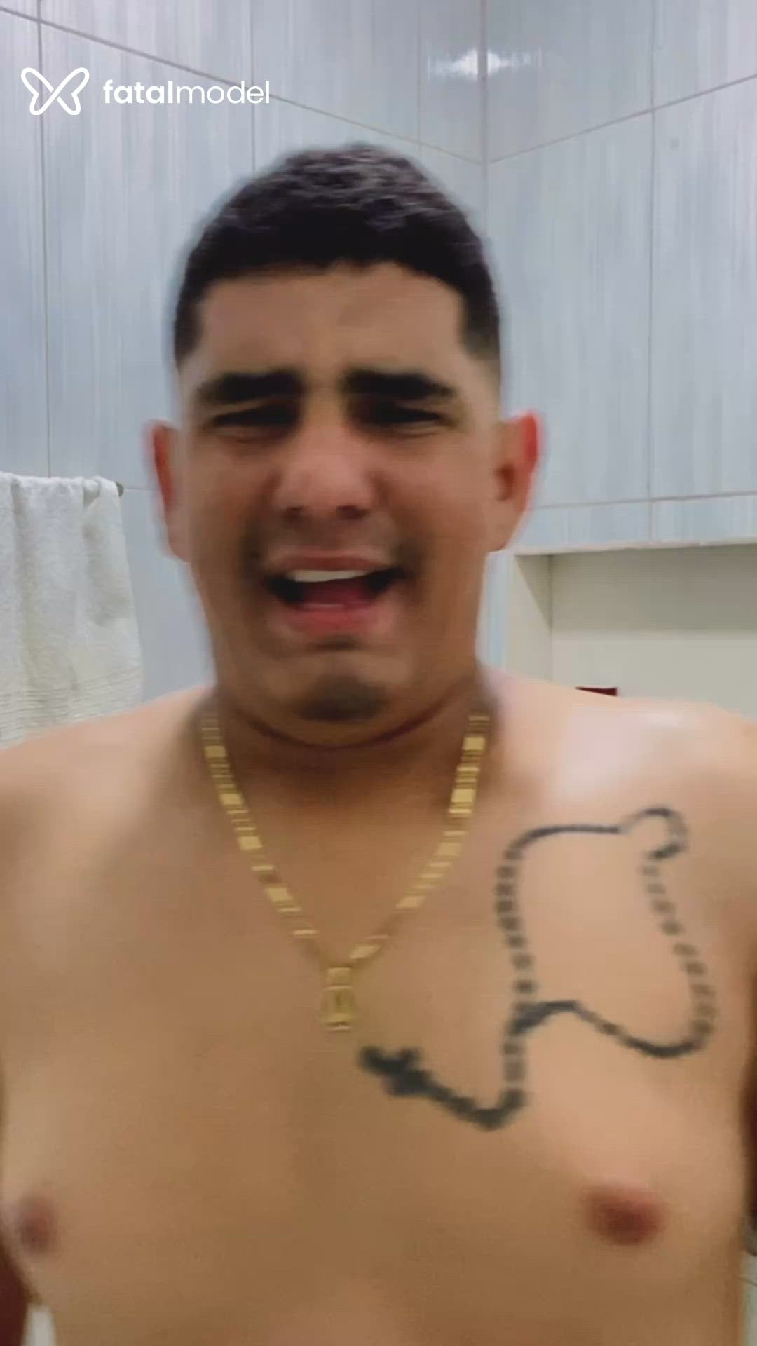 Acompanhante homem com cabelo castanho de olhos castanhos em Goiânia - pedro Victor