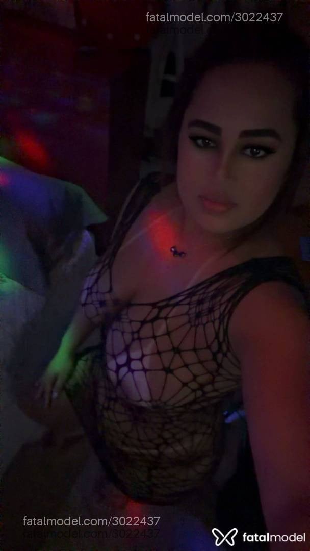 Acompanhante mulher com cabelo castanho de olhos castanhos - Carol