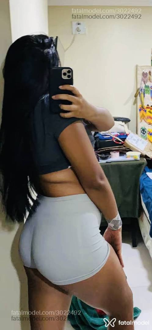 Acompanhante mulher morena (o) de olhos pretos em Salvador - Tawani