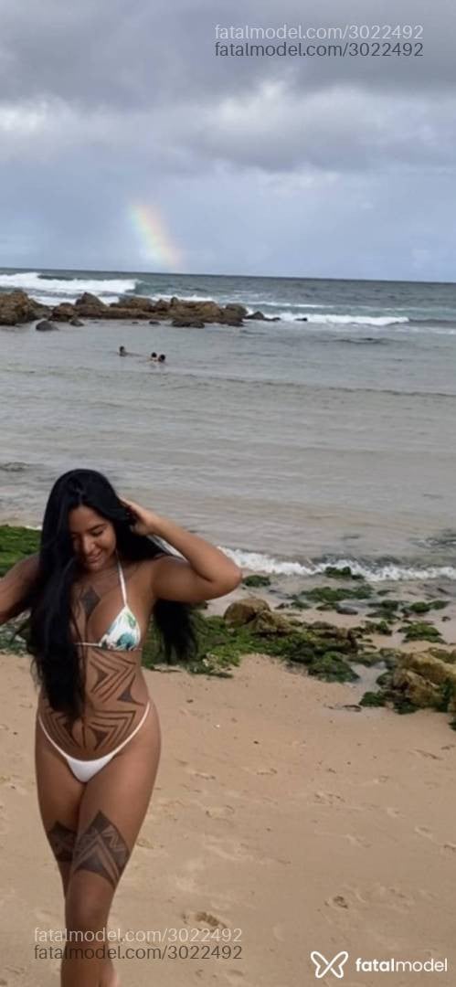 Acompanhante mulher morena (o) de olhos pretos em Salvador - Tawani