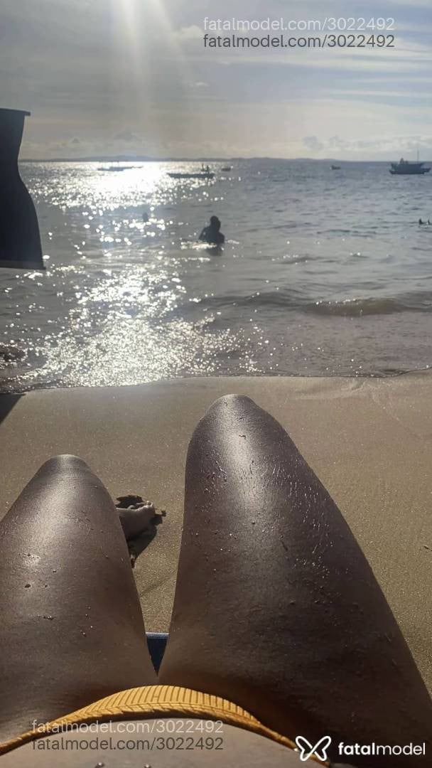 Acompanhante mulher morena (o) de olhos pretos em Salvador - Tawani