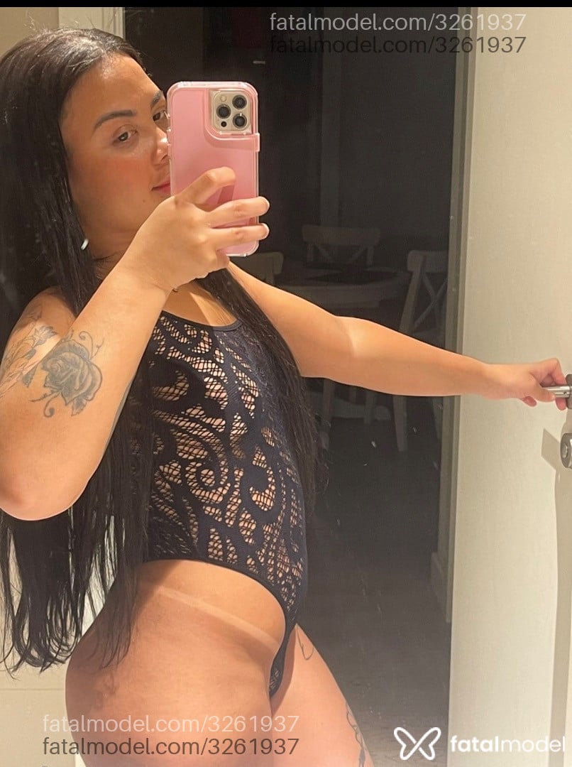 Acompanhante mulher morena (o) de olhos mel em Bom Despacho - Serena