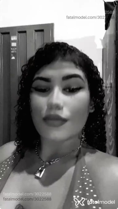 Acompanhante mulher loira (o) de olhos pretos em Paraíso do Tocantins - Bruna