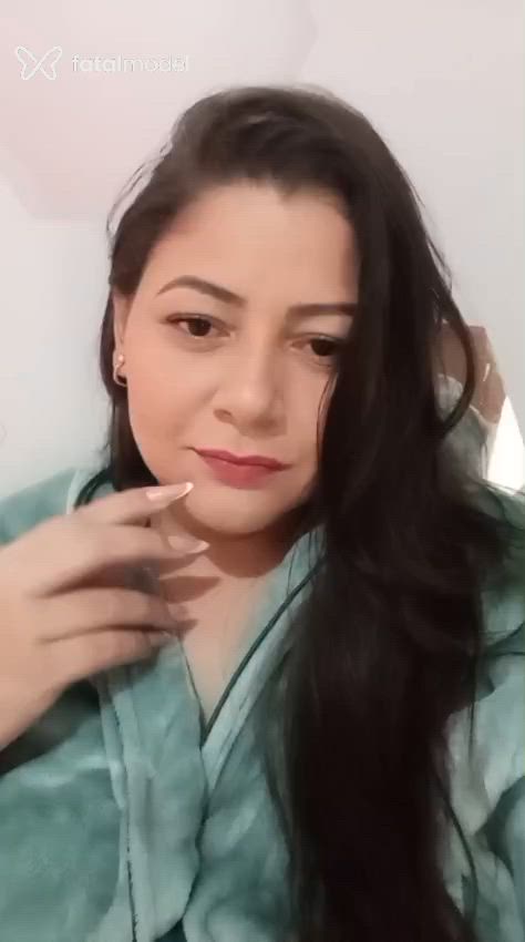 Acompanhante mulher com cabelo castanho de olhos castanhos - Maria Natasha
