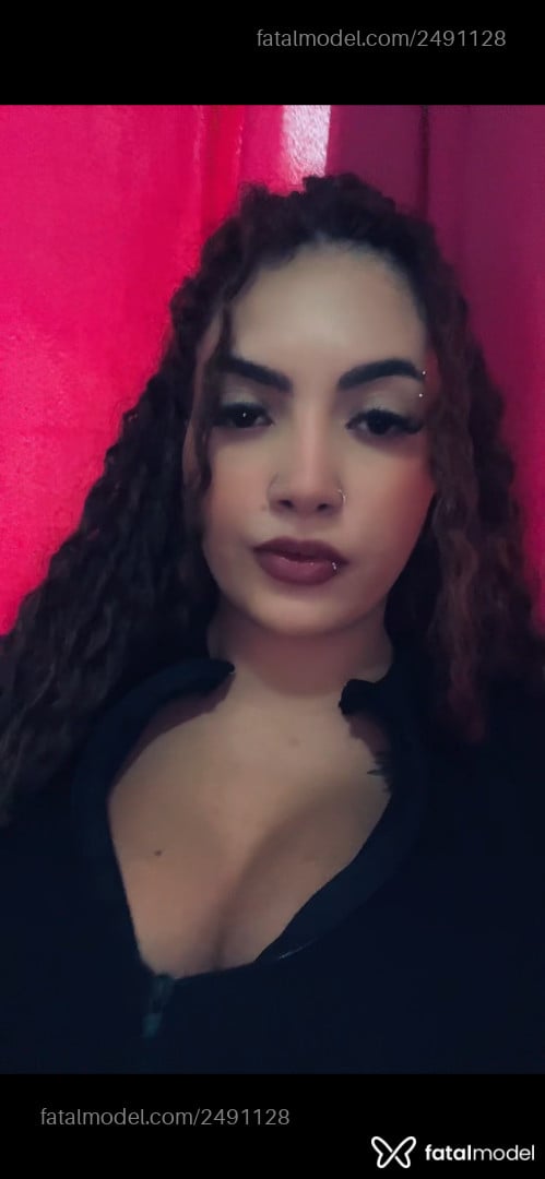 Acompanhante mulher morena (o) de olhos castanhos - Aurora Alencar