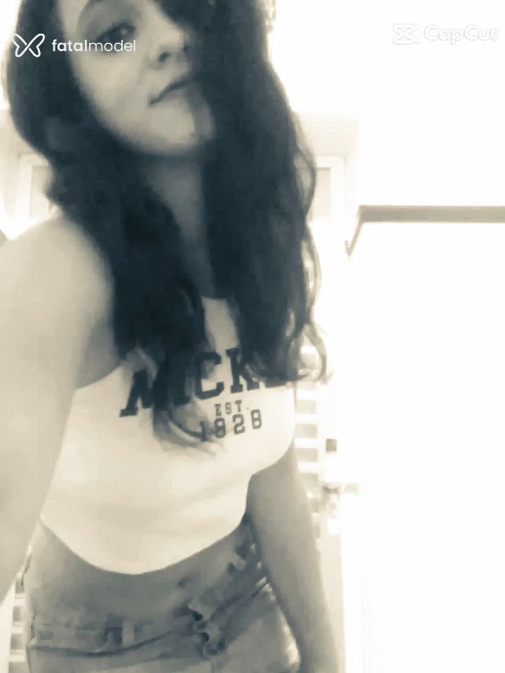 Acompanhante mulher morena (o) de olhos castanhos - Marry