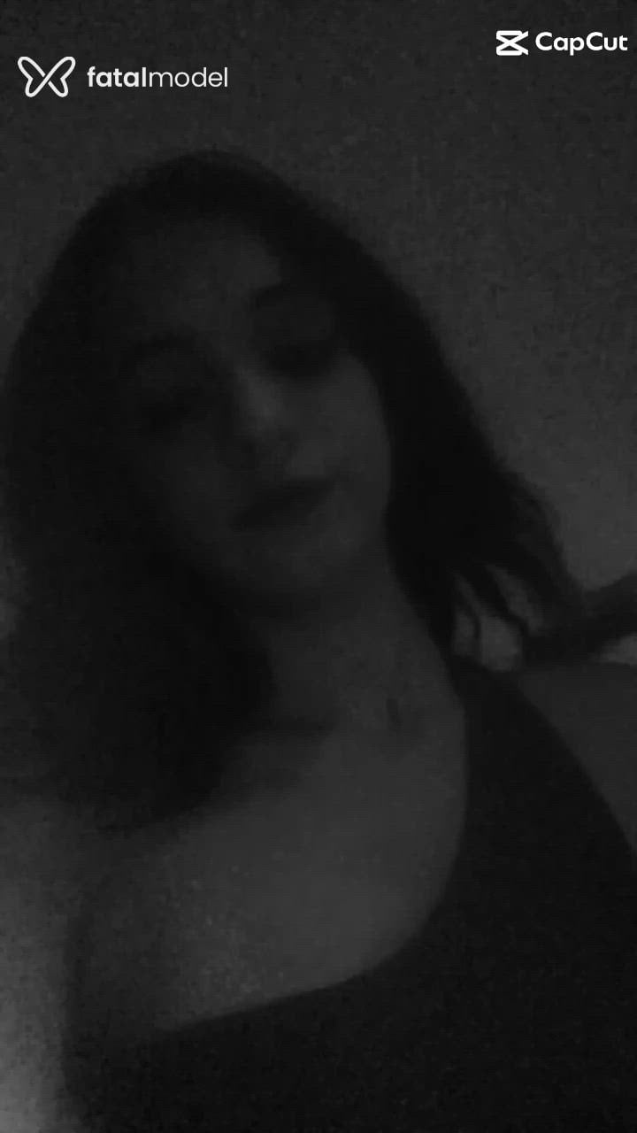 Acompanhante mulher morena (o) de olhos castanhos - Marry